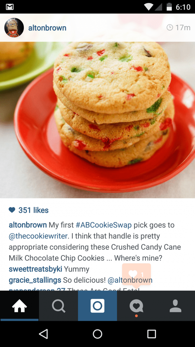 Crushed candy cane chocolate chips on red plate with text bellow