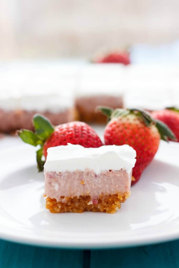 Easy Strawberry Square on white plate with ripe strawberries on blue table#dessert