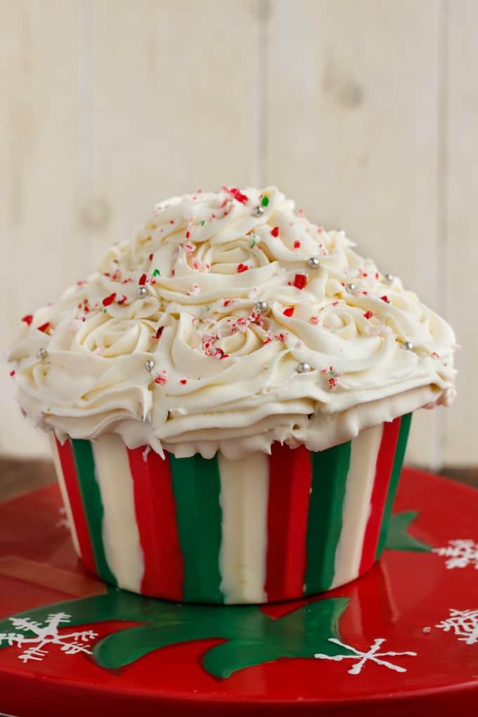 Festive Giant Cupcake for Christmas on red tray #christmas
