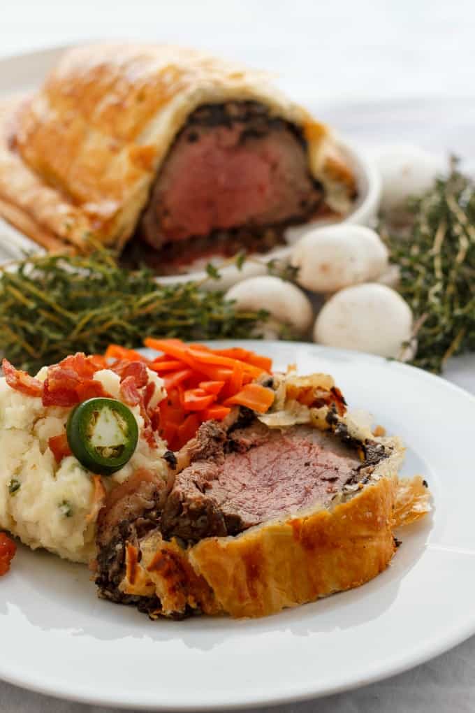 what kind of pastry for beef wellington