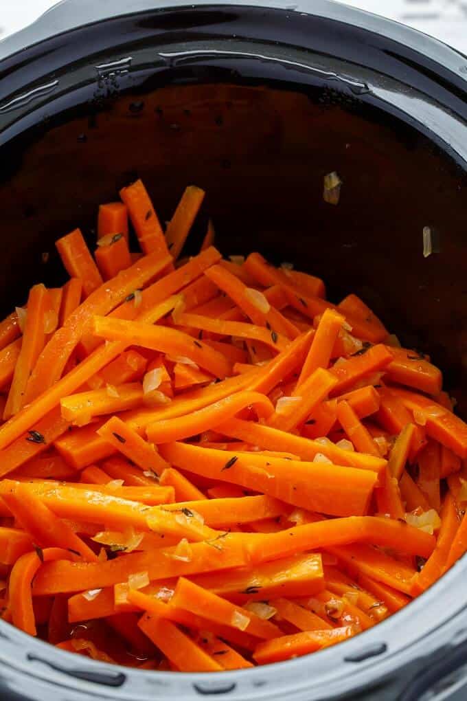 Lemon Thyme Butter Carrots in slow cooker