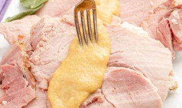 Slow Cooker Honey-Mustard Apple Ham
