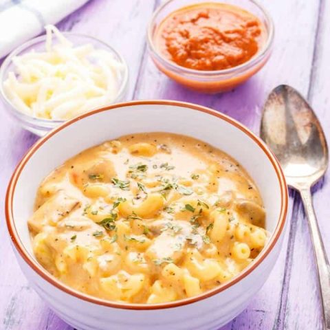 Homemade Vegetarian Pizza Mac and Cheese