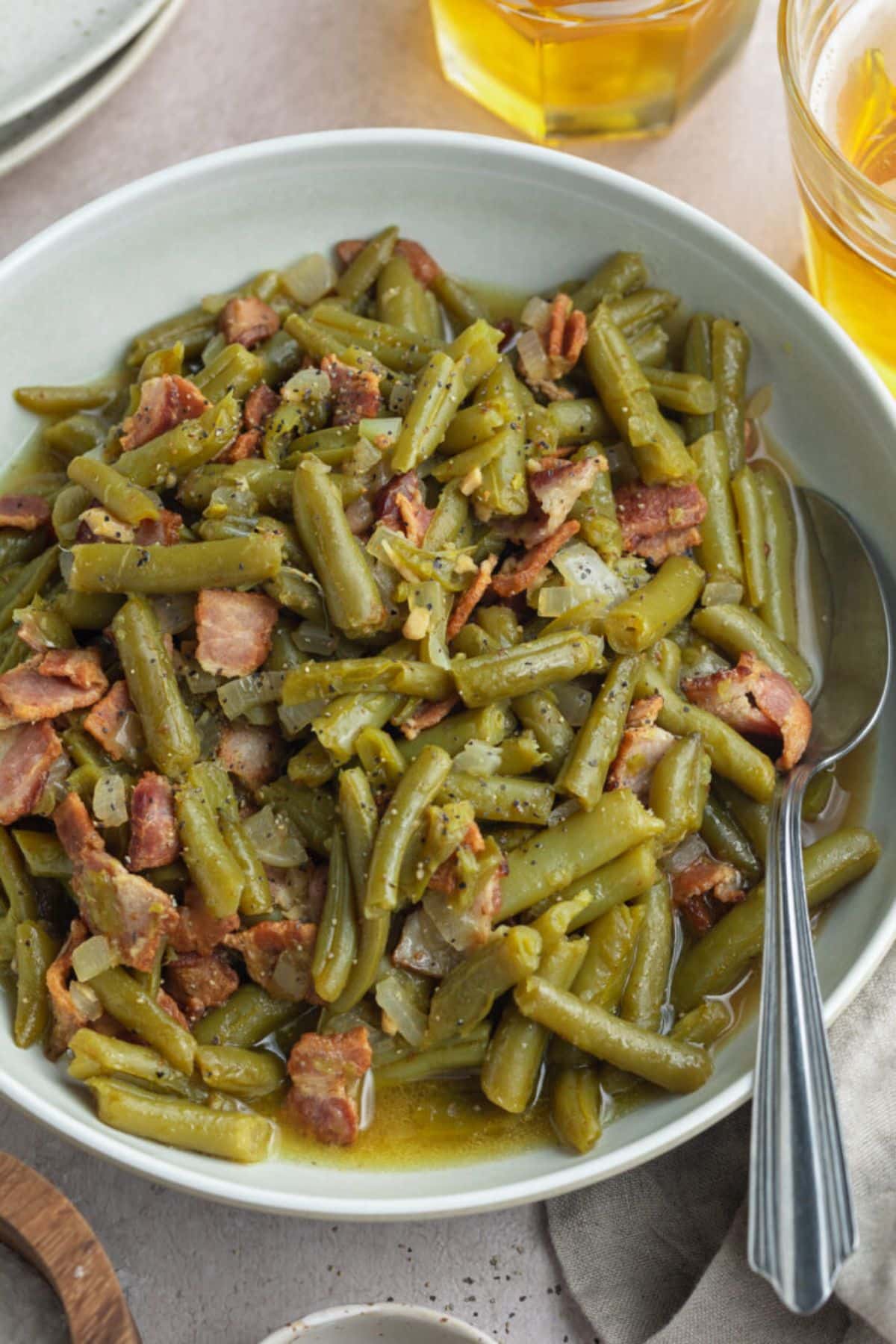 Healthy Copycat Texas Roadhouse Green Beans in a white bowl.