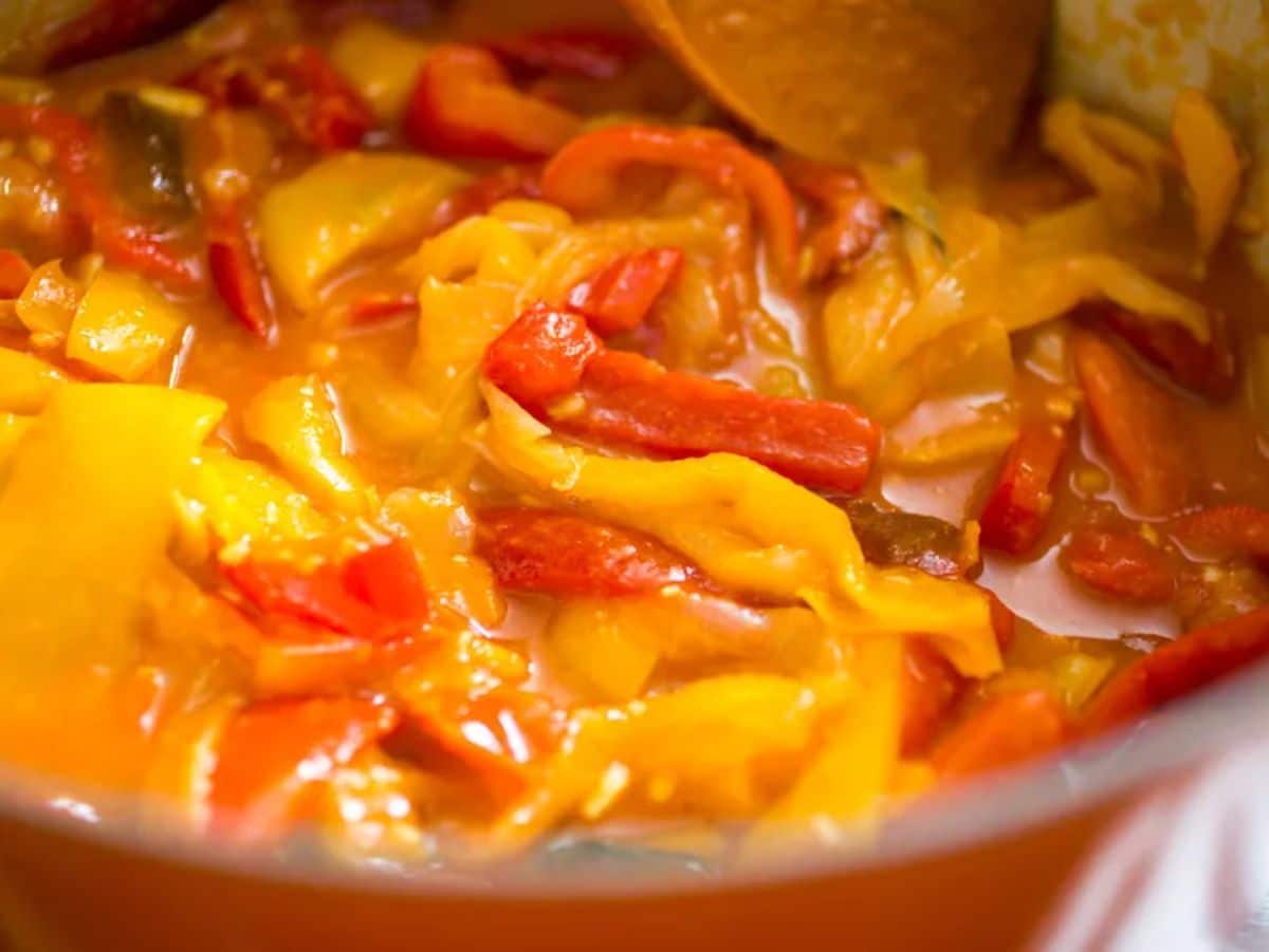 Juicy Peperonata in a pot.