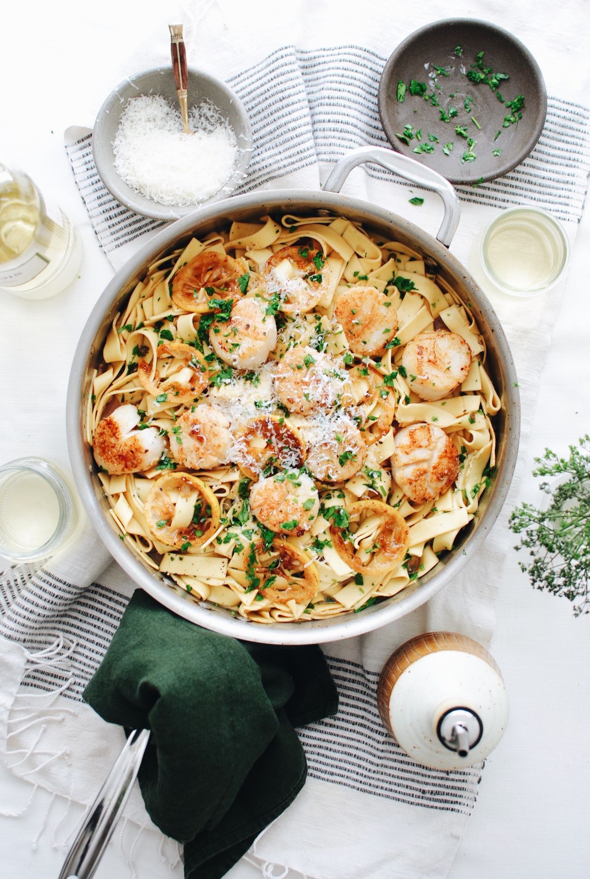 Tasteful Scallop Piccata in a pot.